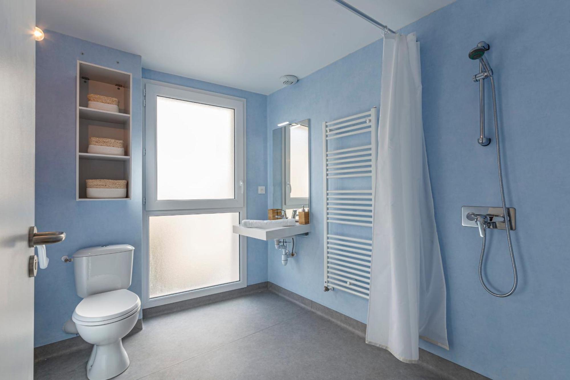 Laura - Proche Gare, Arrivée 24 24 Appartement